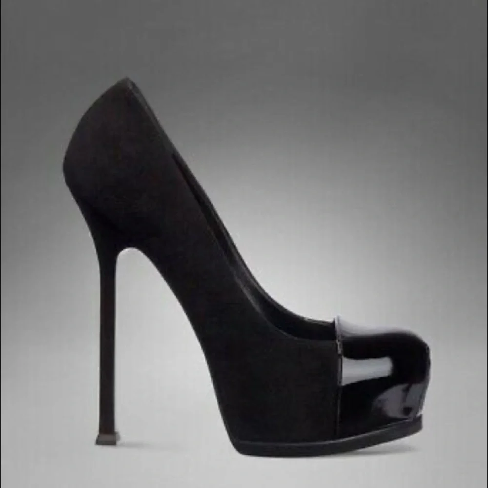 YSL 105 Cap Pump Black Suede/Patent